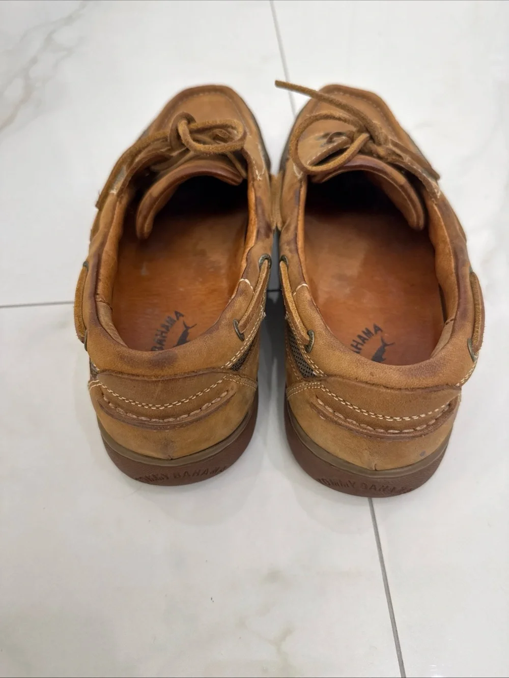 Tommy Bahama Men's Tan Leather Boat Shoes